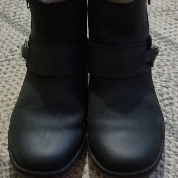 Ugg boots - Picture 2 of 5